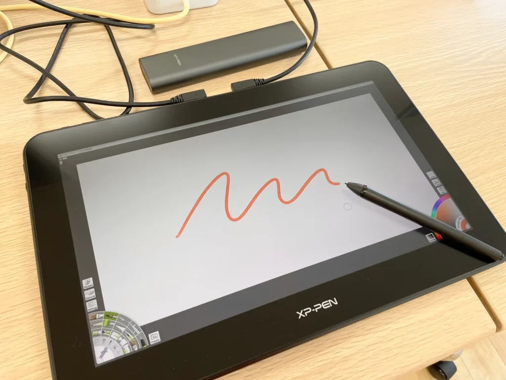 液晶タブレット